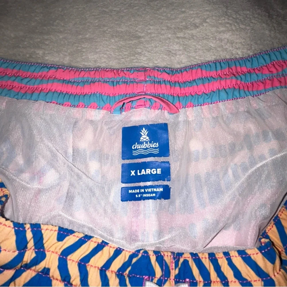 chubbies Pink & Blue High-Waist Shorts - Picture 5 of 9